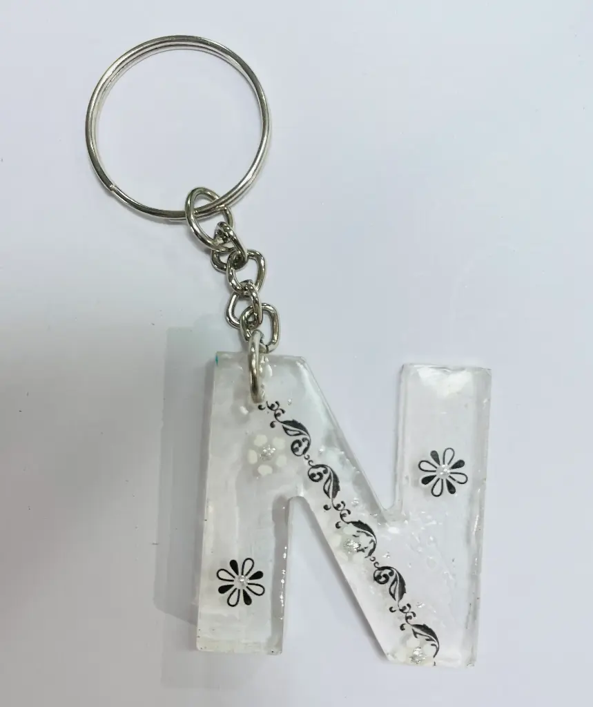  Letter 'N' with design Keychain 8-GMK028